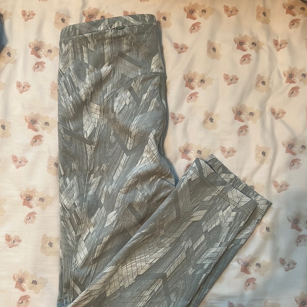Lululemon crop leggings
